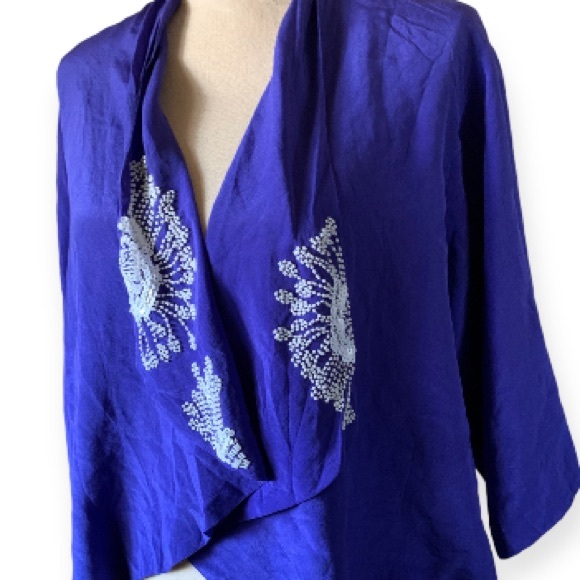 Leifsdottir by Anthropologie Purple 100% Silk Beaded Blazer Size Small - Picture 4 of 14